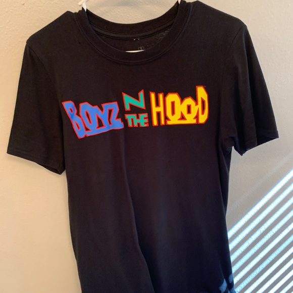 All vintage medium shirts, barely worn. Maximum 5 times for each. All $4.99 - Picture 9 of 16